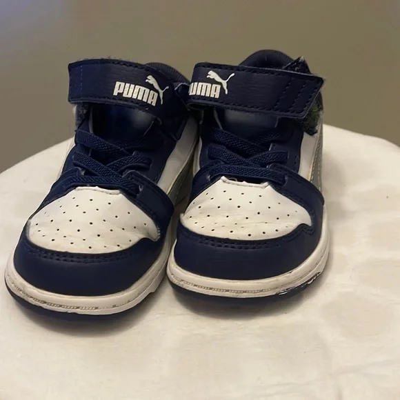 Puma toddler shoes Blue and white size 8c - Picture 1 of 9